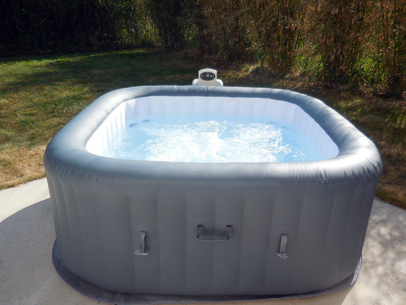 spa gonflable avec hydrojets