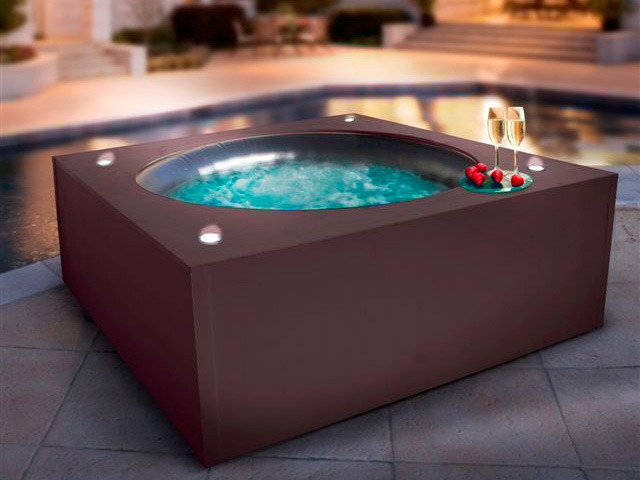 spa gonflable dans une cave