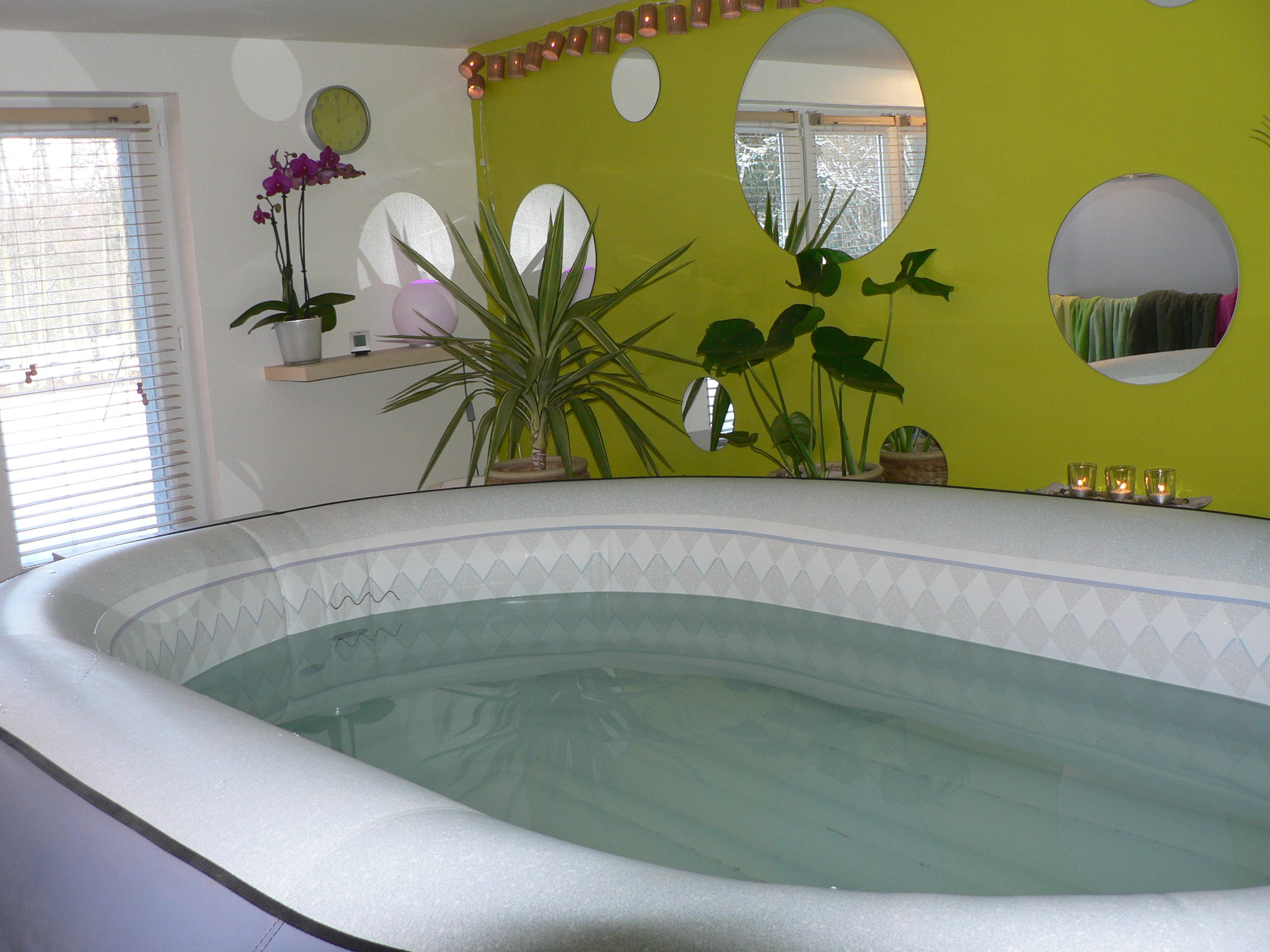 spa gonflable dans une cave