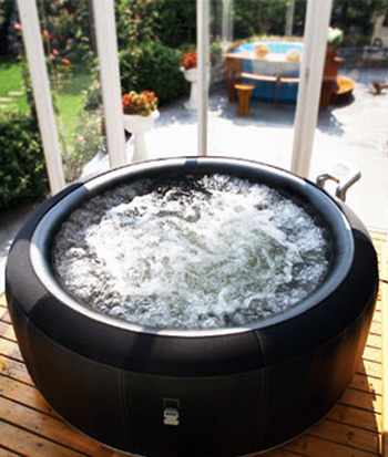 spa gonflable en interieur