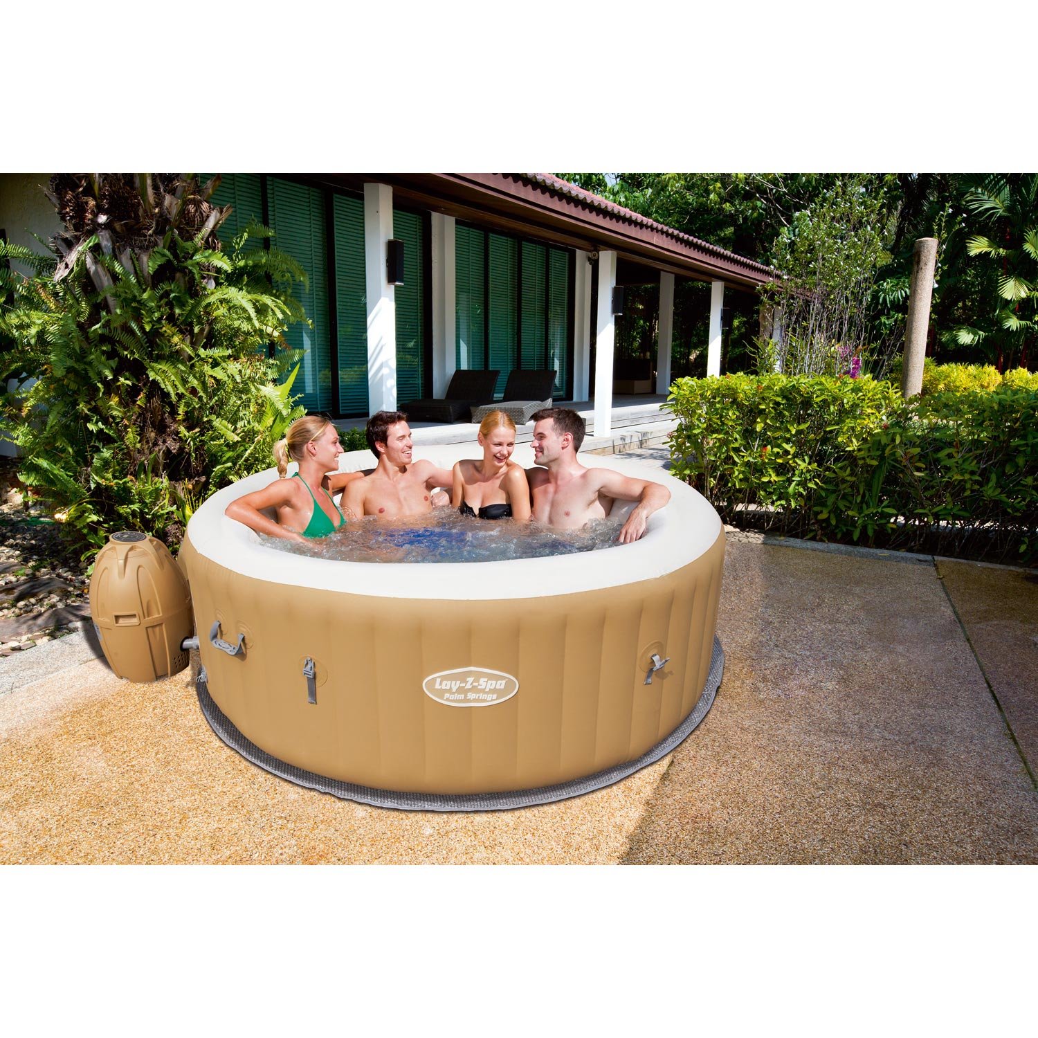 spa gonflable et pluie