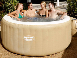 spa gonflable glissant