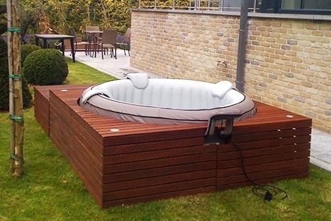 spa gonflable habillage bois