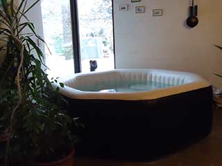 spa gonflable interieur