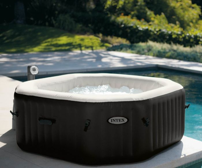 spa gonflable jets et bulles 6 places