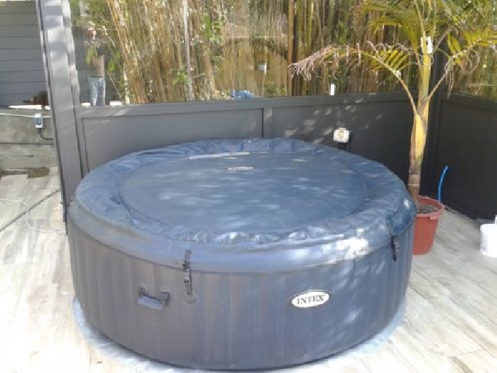 spa gonflable vendee