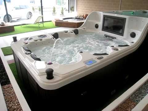 spa jacuzzi 01
