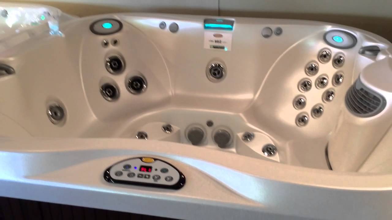 spa jacuzzi 2006