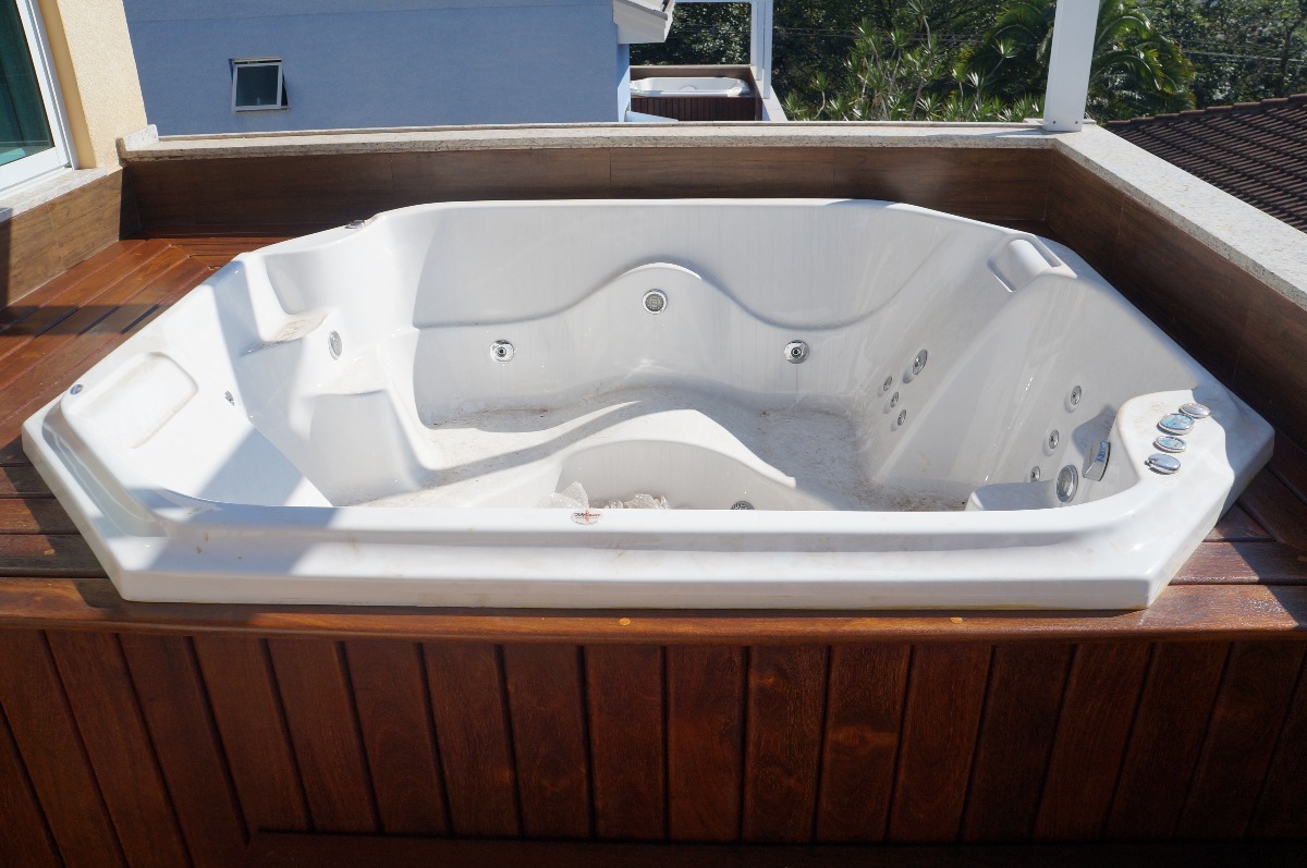 spa jacuzzi 4 lugares