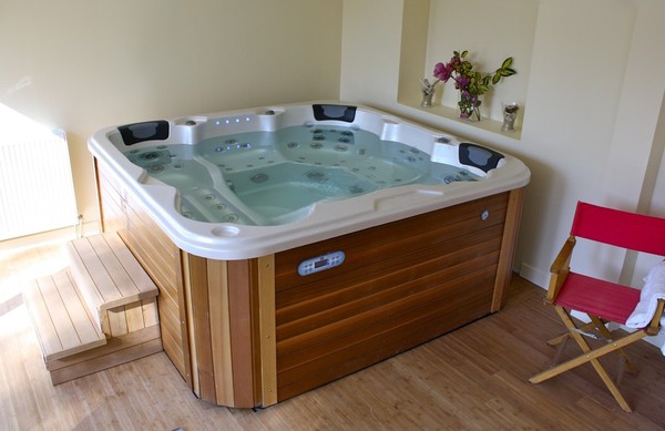 spa jacuzzi 44