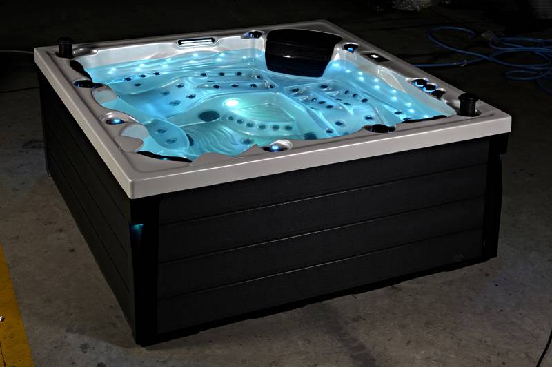 spa jacuzzi 5 places