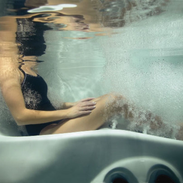 spa jacuzzi 50eme anniversaire