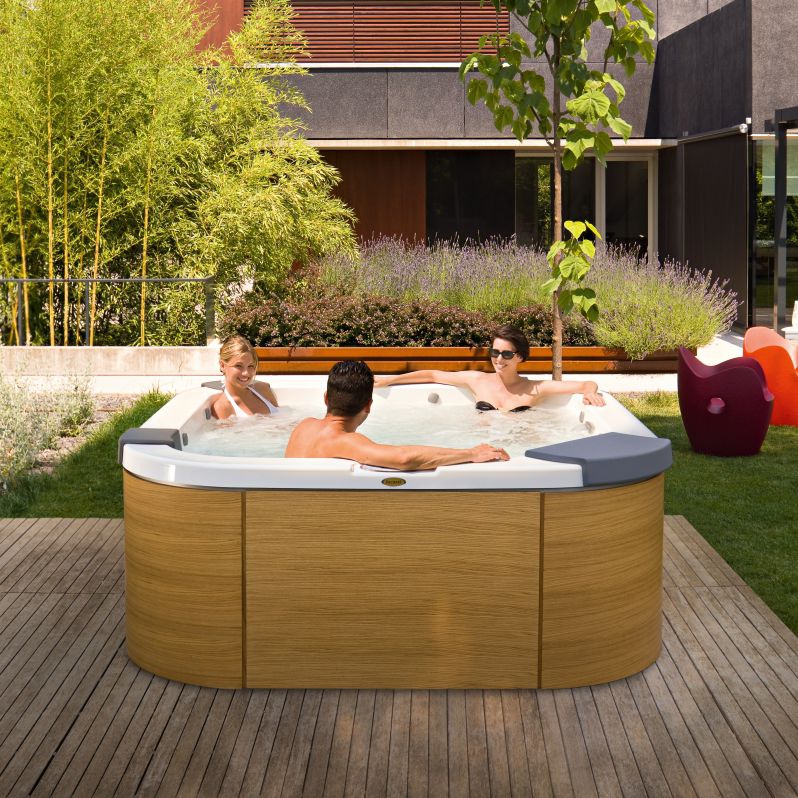 spa jacuzzi 6 pessoas