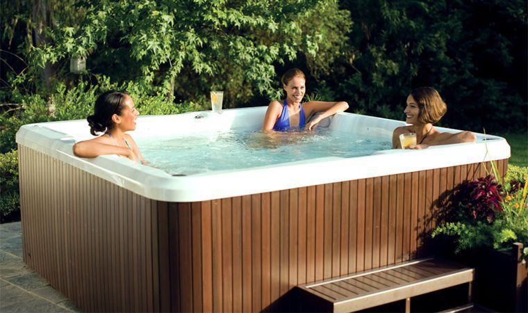 spa jacuzzi 6 places