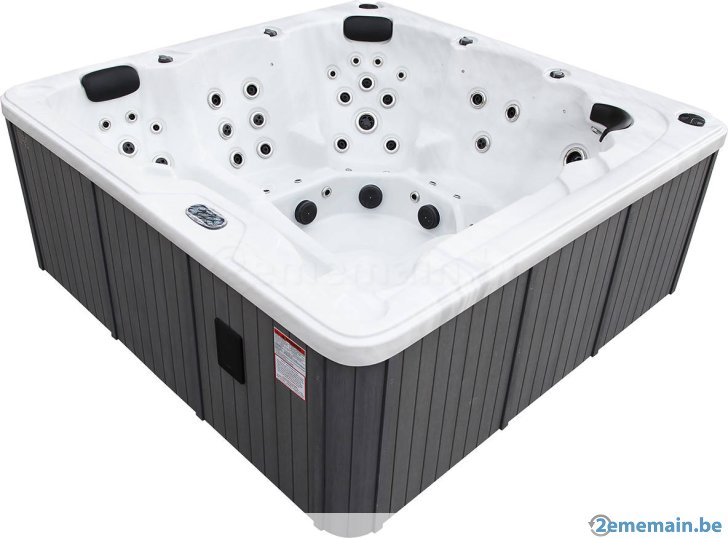 spa jacuzzi 67