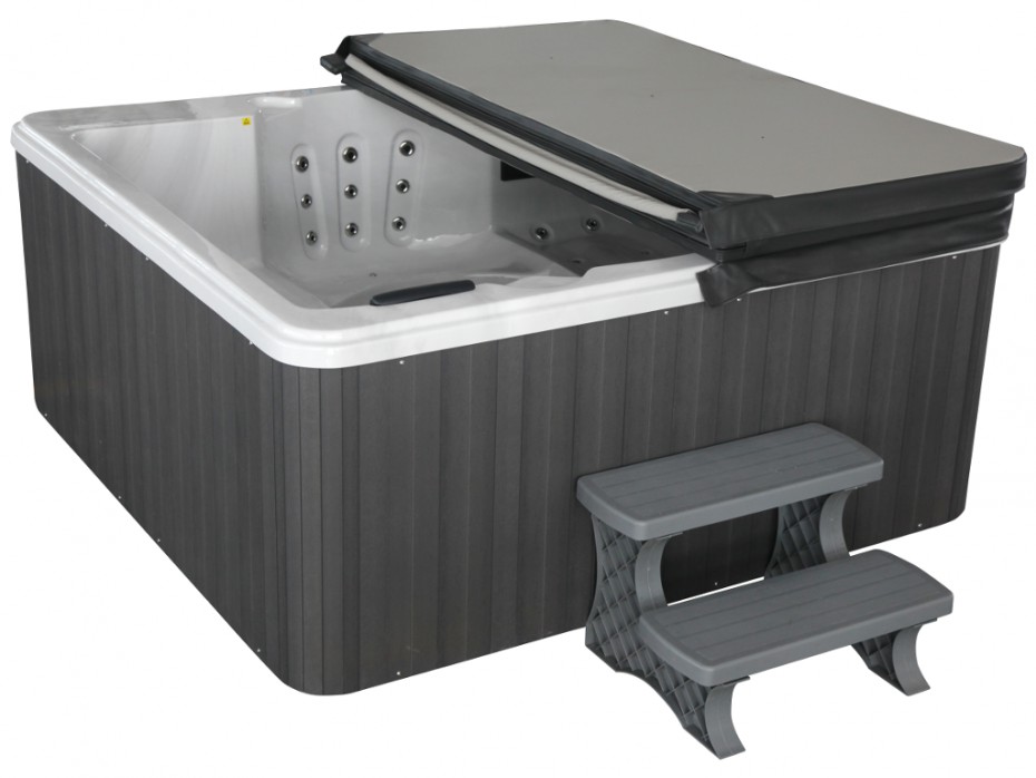 spa jacuzzi 67