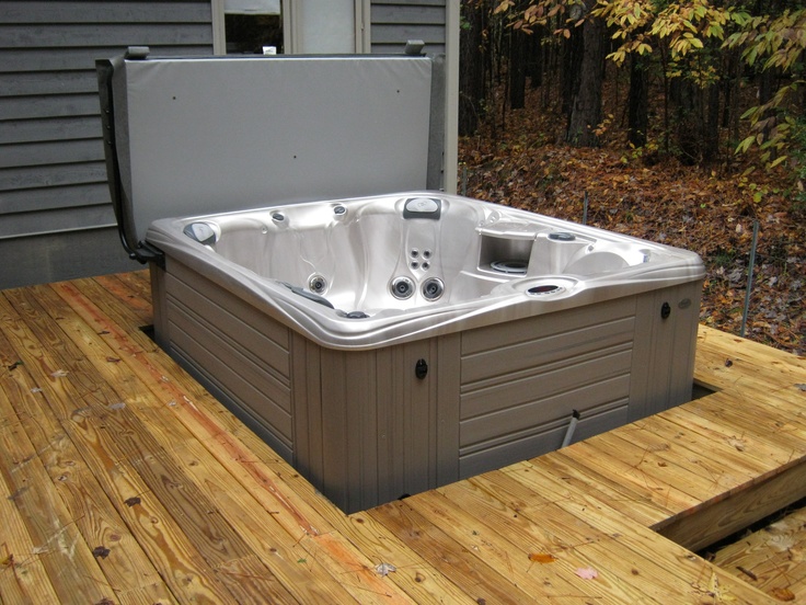 spa jacuzzi 83