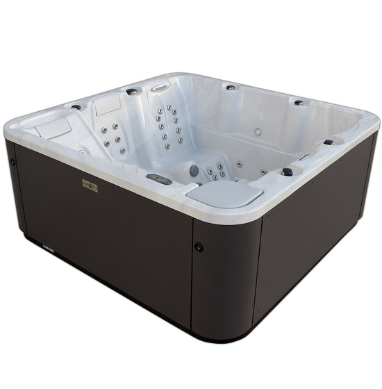 spa jacuzzi 83