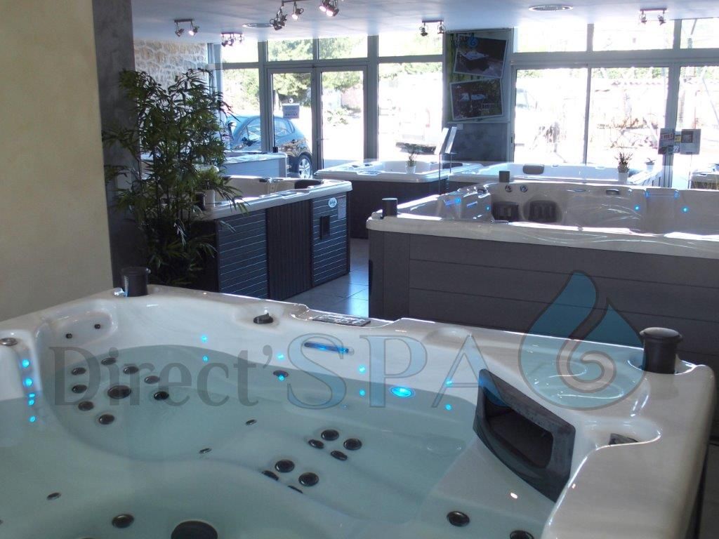 spa jacuzzi 94