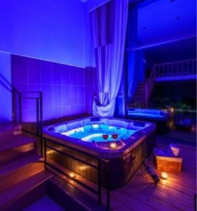 spa jacuzzi a nice