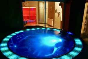 spa jacuzzi aube