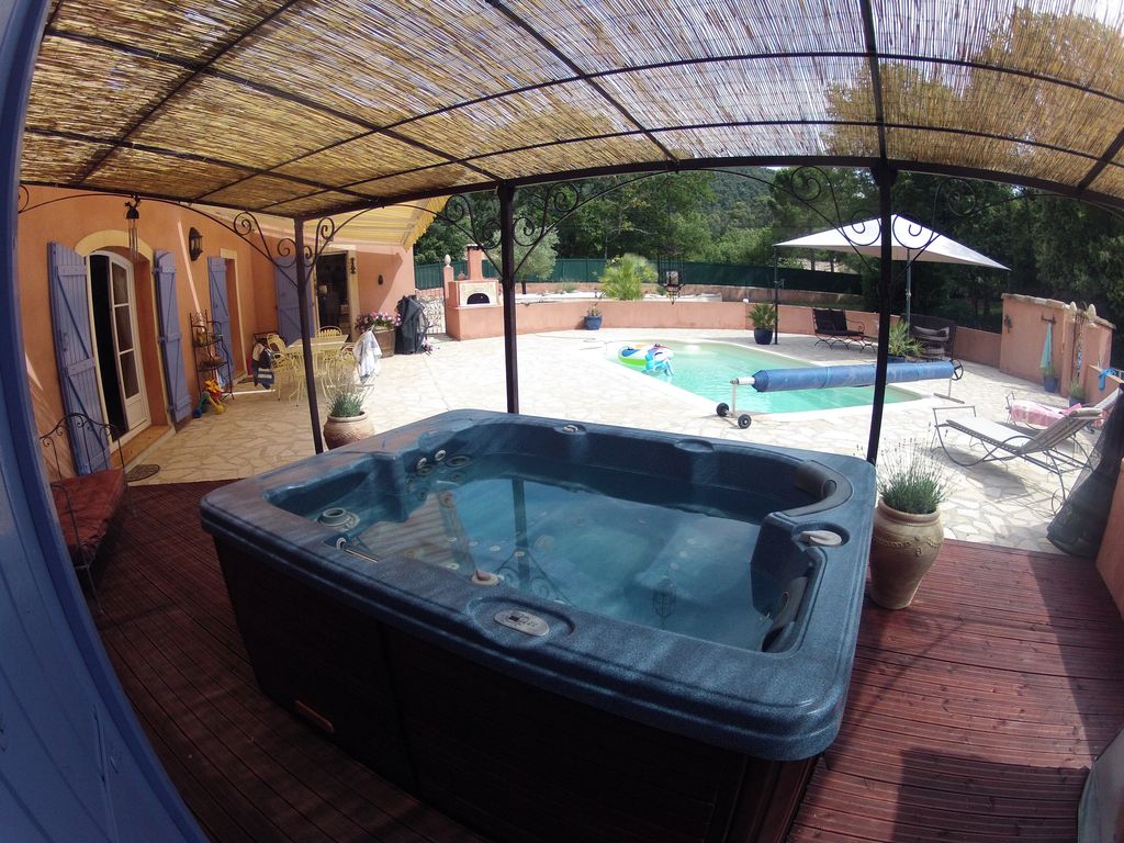 spa jacuzzi bandol