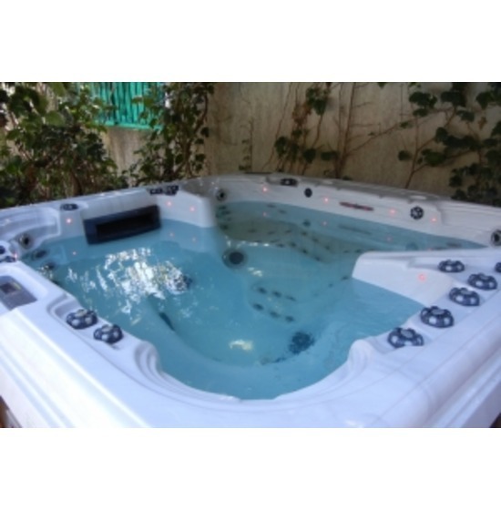 spa jacuzzi bandol
