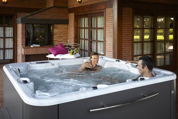 spa jacuzzi bergerac