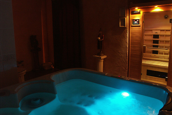 spa jacuzzi beziers