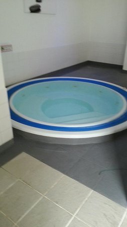 spa jacuzzi blois