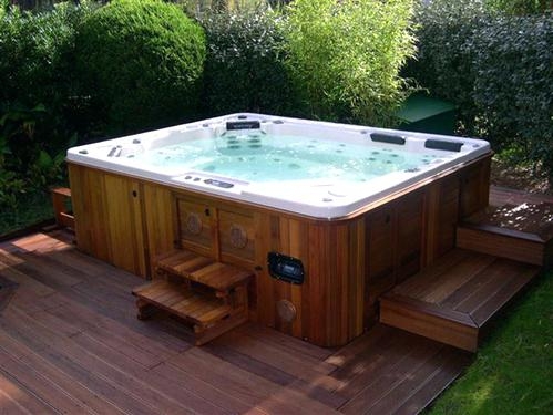 spa jacuzzi bois