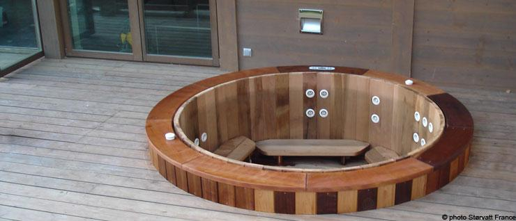 spa jacuzzi bois