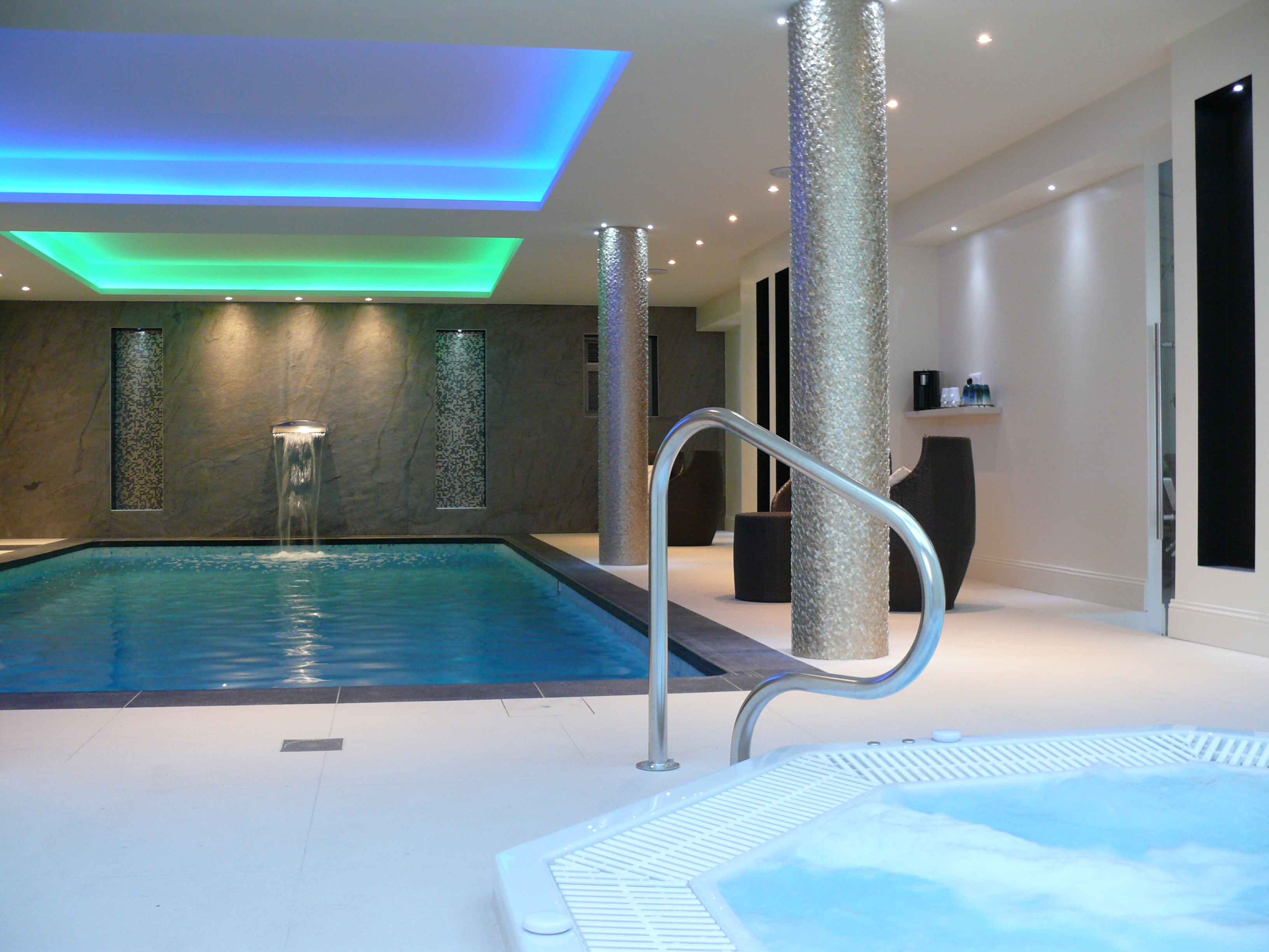 spa jacuzzi bordeaux