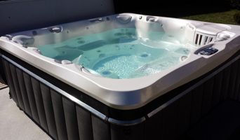 spa jacuzzi bourgoin jallieu