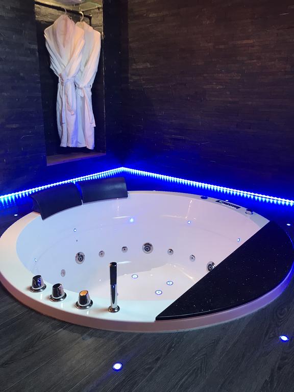 spa jacuzzi bourgoin jallieu