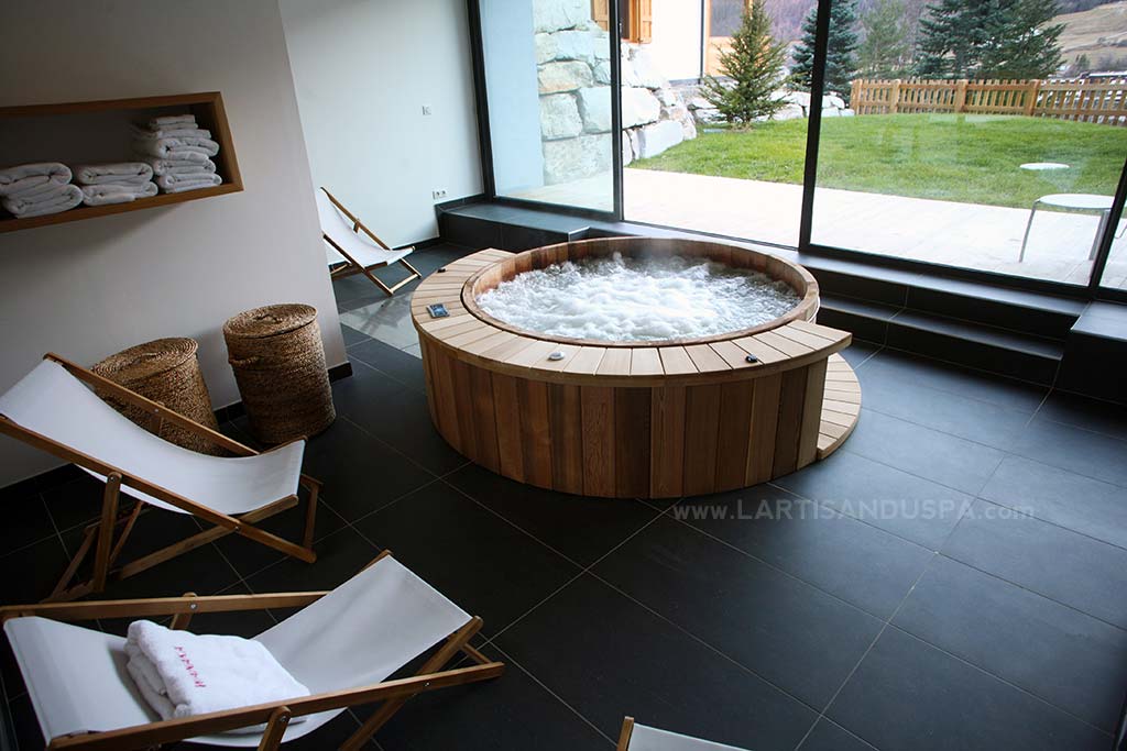 spa jacuzzi d'interieur