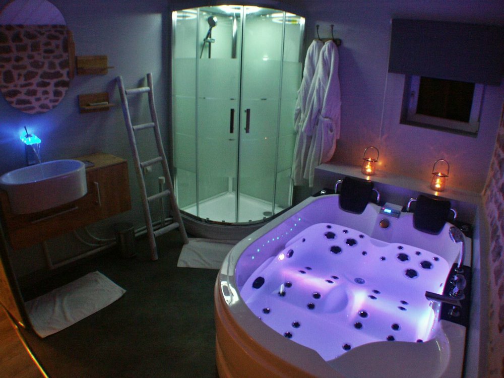 spa jacuzzi dordogne