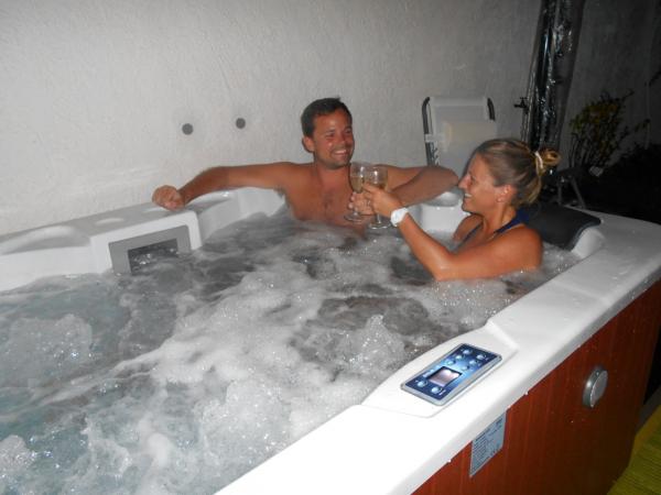 spa jacuzzi draguignan