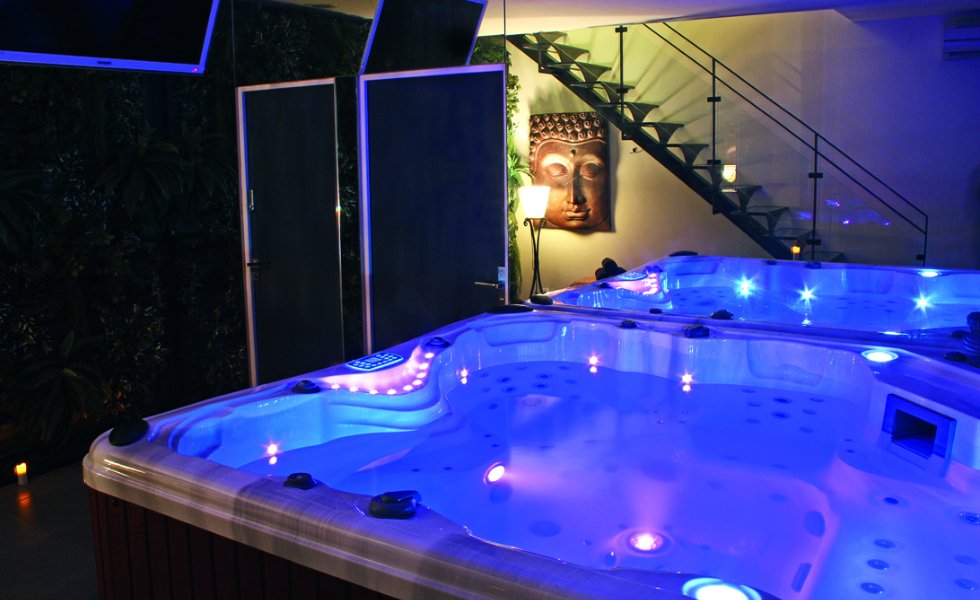 spa jacuzzi enceinte