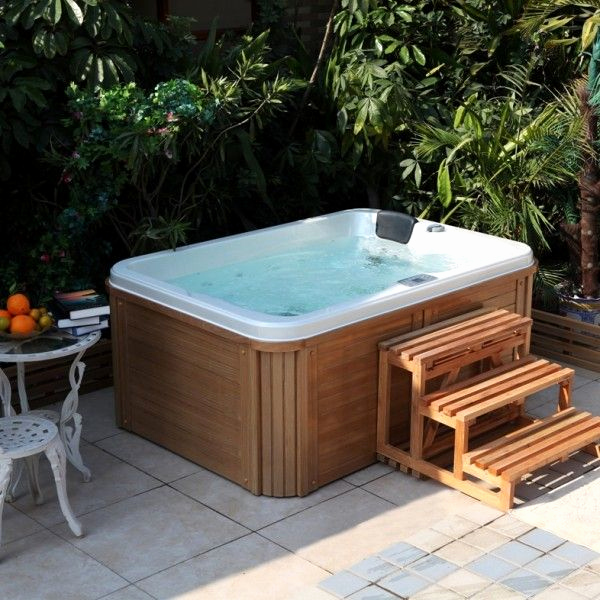 spa jacuzzi exterieur bois