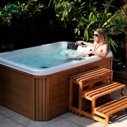 spa jacuzzi exterieur pas cher