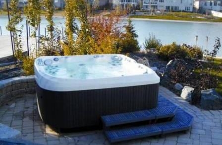 spa jacuzzi exterieur pas cher