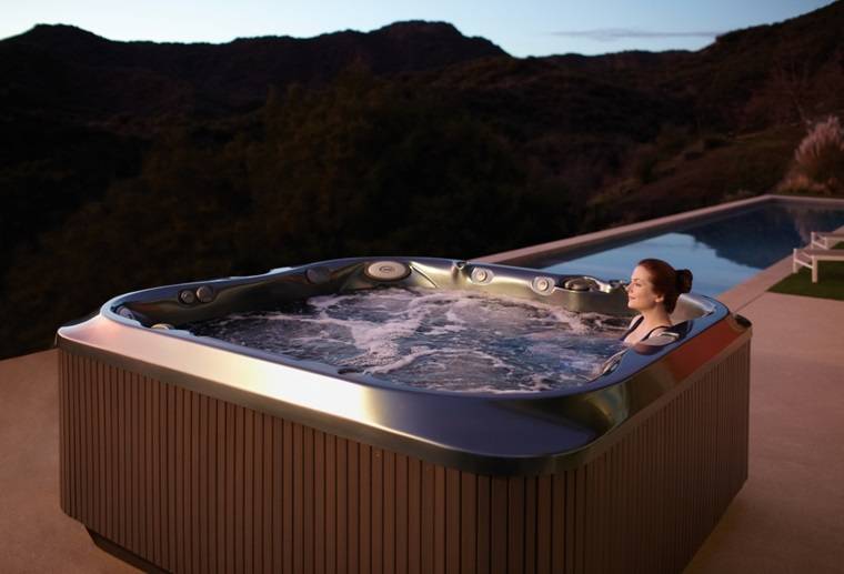 spa jacuzzi fabrication francaise