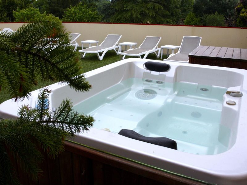 spa jacuzzi figeac