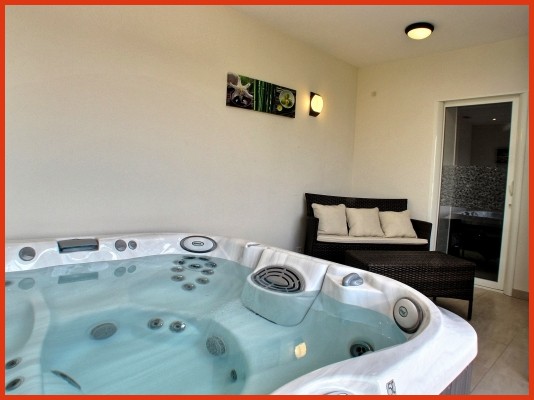 spa jacuzzi finistere