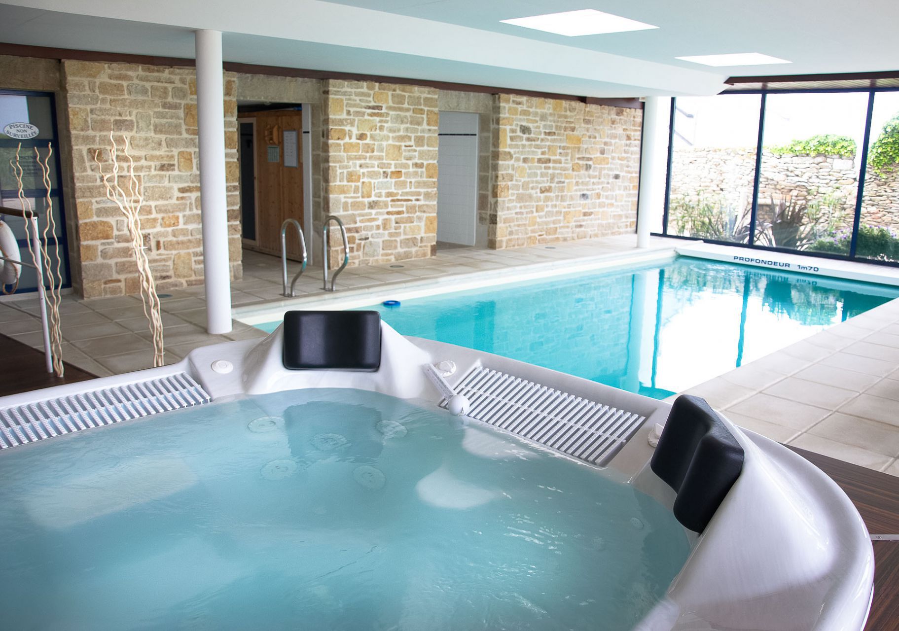 spa jacuzzi finistere