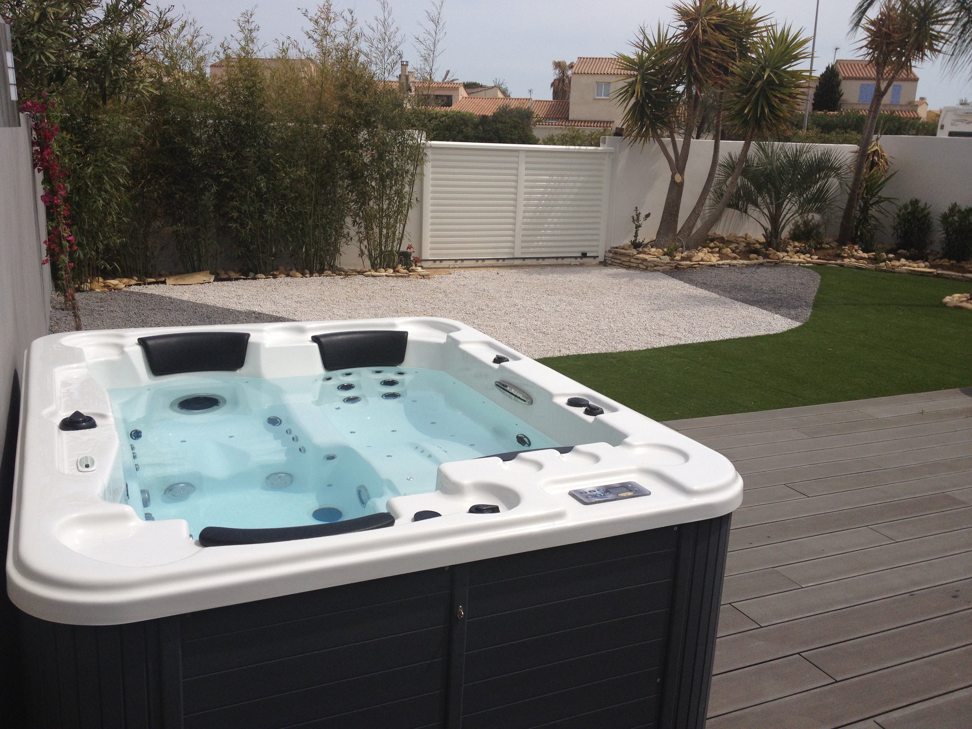 spa jacuzzi frejus