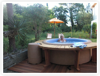 spa jacuzzi gard