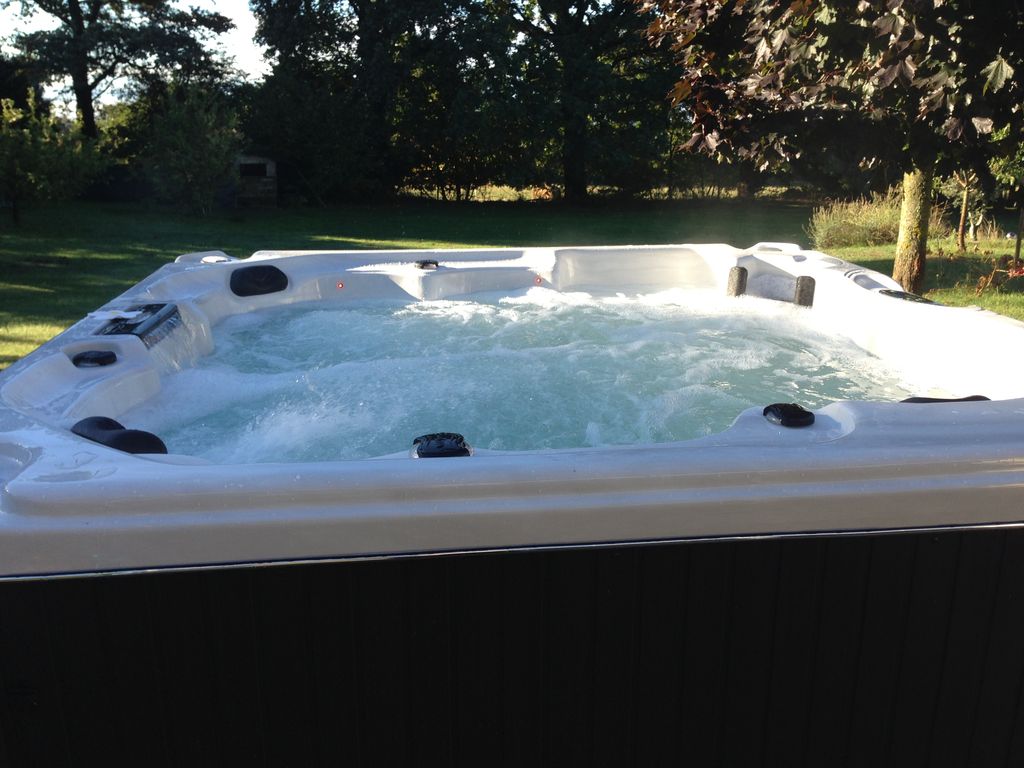 spa jacuzzi gruissan