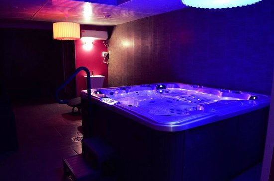 spa jacuzzi hainaut